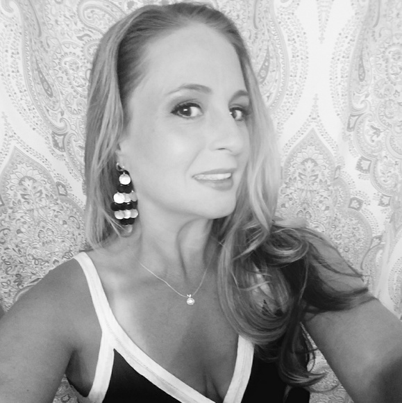 Meet your Posher, Jamie - Picture 2 of 2